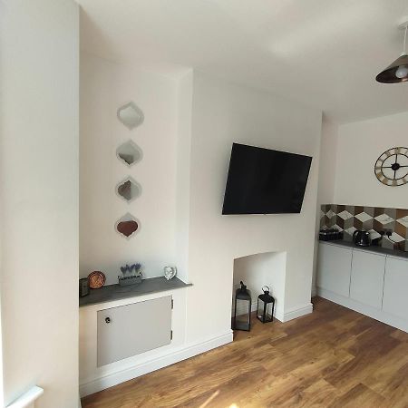 Lovely Refurbished Apartments, Morecambe Promenade Exterior foto
